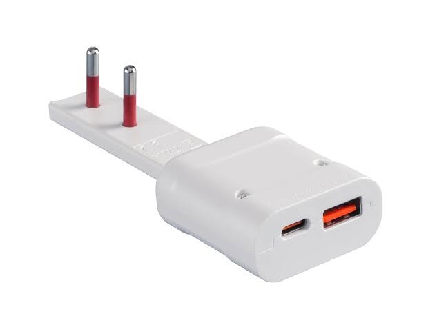 ROSI RS7712BC CARICATORE USB PIATTO FLAT USB A+C PD20 BREVETTATO QUICK CHARGE BIANCO